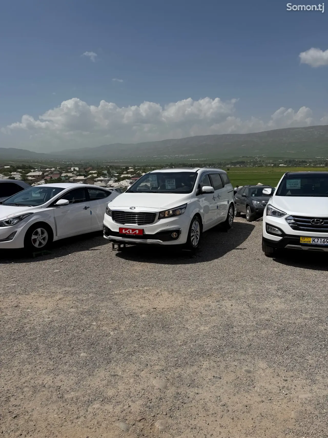 Kia Carnival 2015 · 2.0 AT
