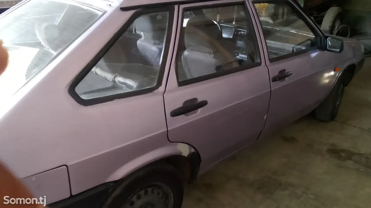 Lada (ВАЗ) 2109 2001 · 1.6 MT