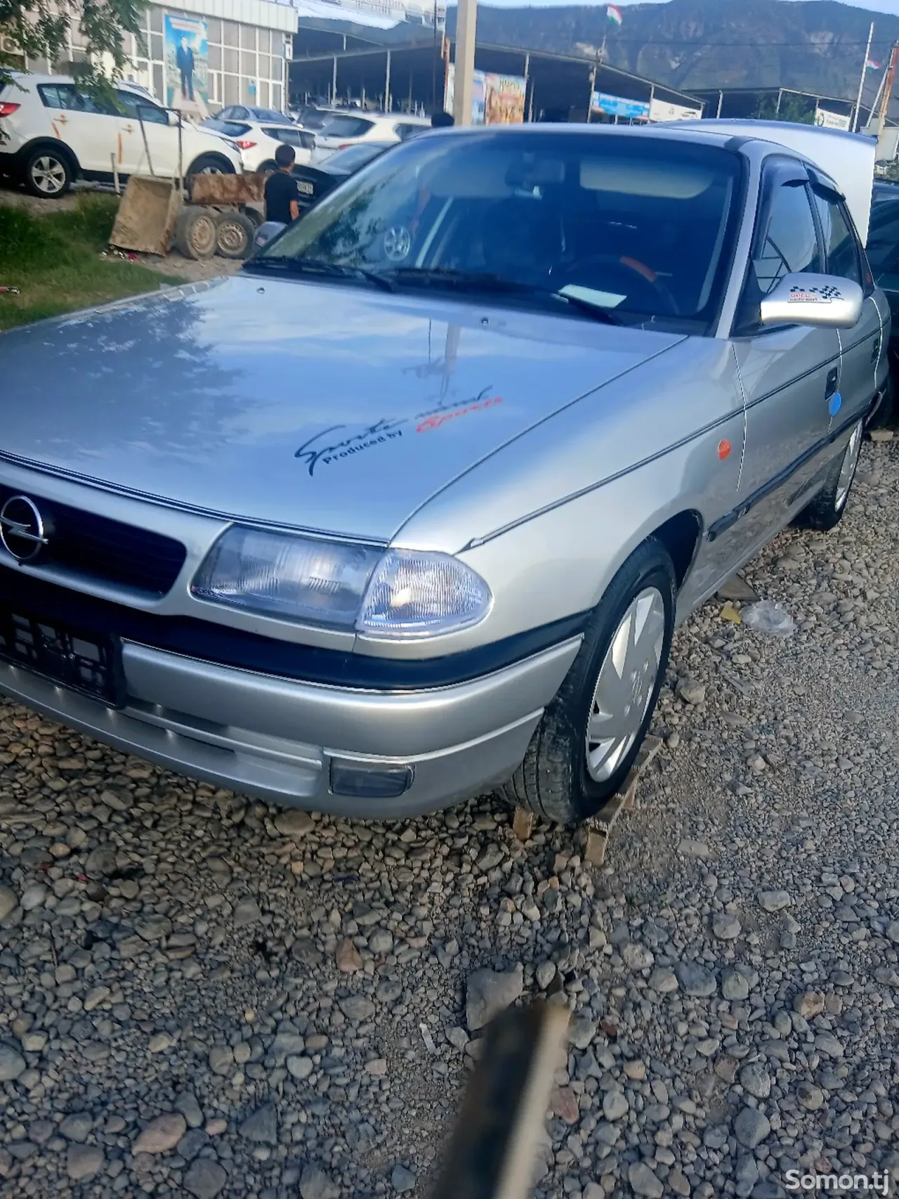 Opel Astra F 1997 · 1.6 MT