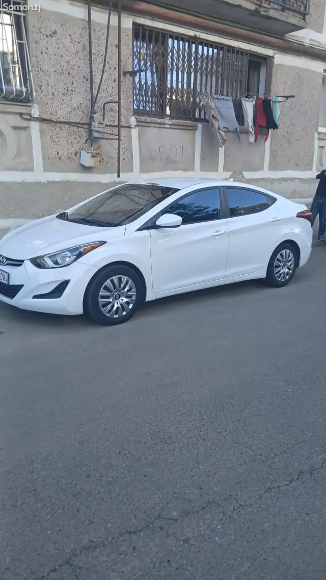 Hyundai Elantra 2014 · 1.8 AT