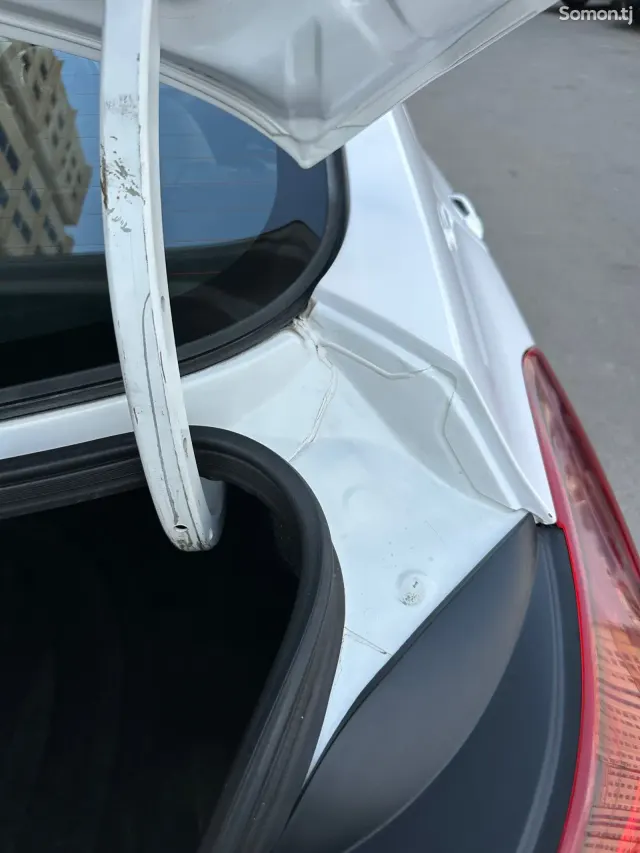 Hyundai Avante 2014 · 1.6 AT