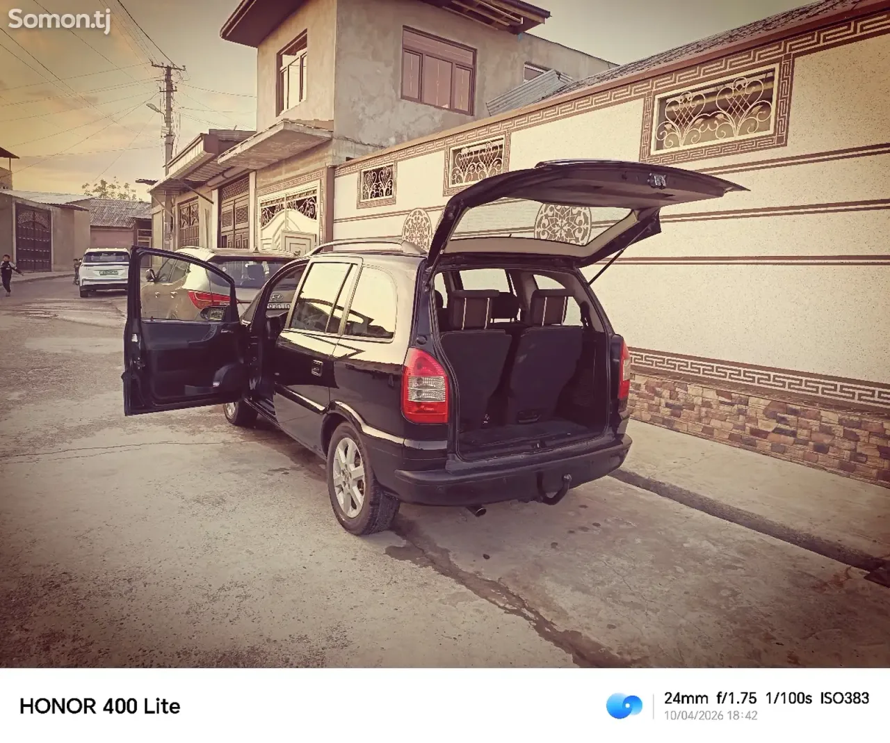 Opel Zafira 2004 · 2.2 AT