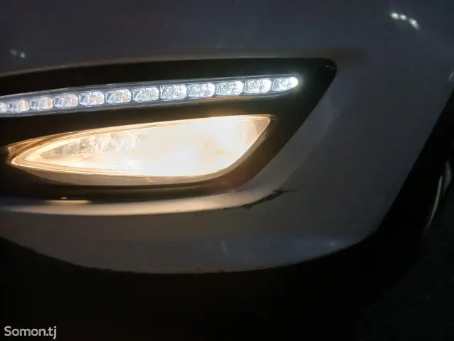 Kia K5 2011 · 2.0 AT