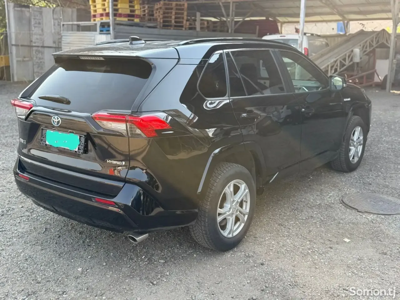 Toyota RAV 4 2021 · 2.5 AT