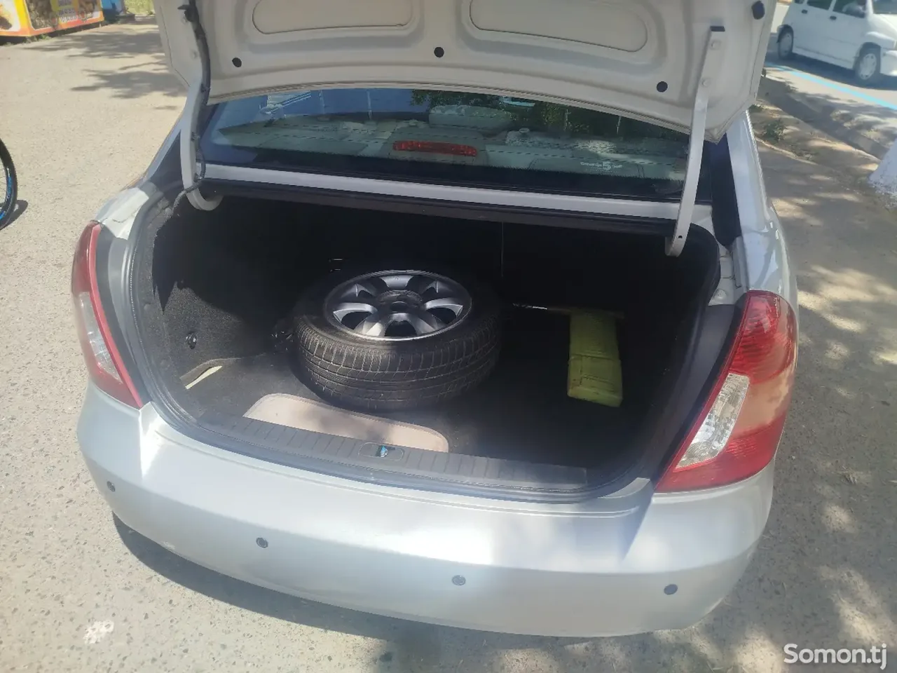 Hyundai Accent 2007 · 1.6 AT
