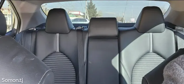 Toyota Camry 2022 · 2.5 CVT