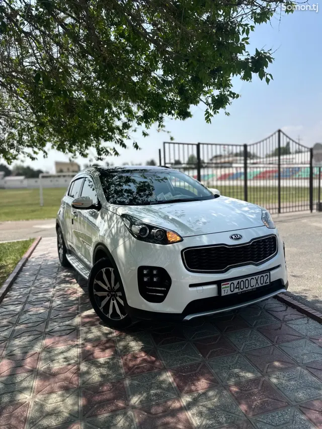 Kia Sportage 2016 · 1.7 AT