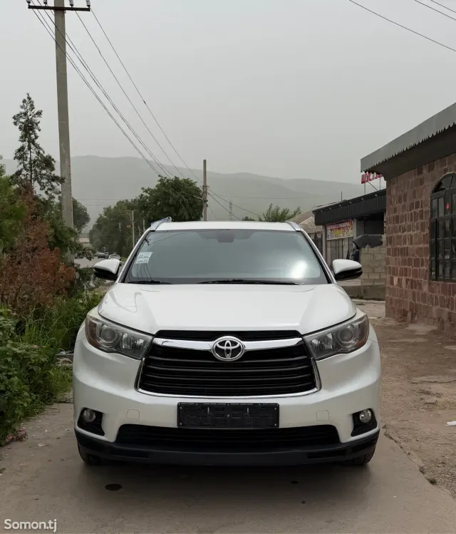 Toyota Highlander 2016 · 3.5 AT