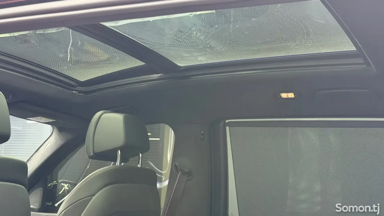 BMW X7 2023 · 4.0 AT