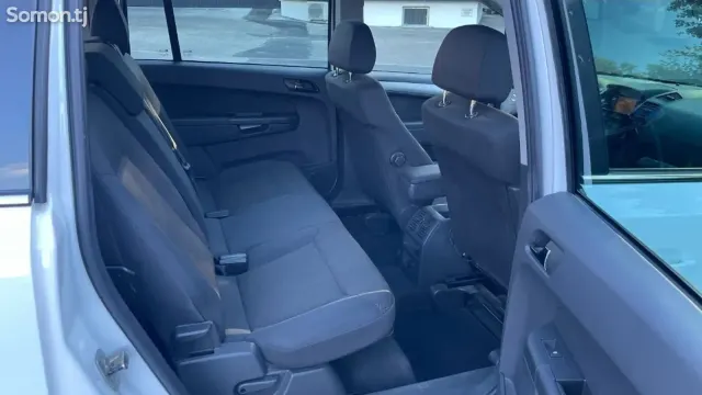 Opel Zafira 2014 · 1.7 MT
