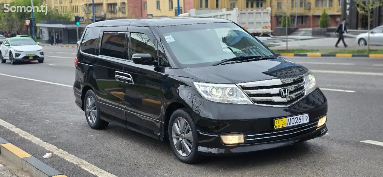 Honda CR-V 2013 · 2.4 AT
