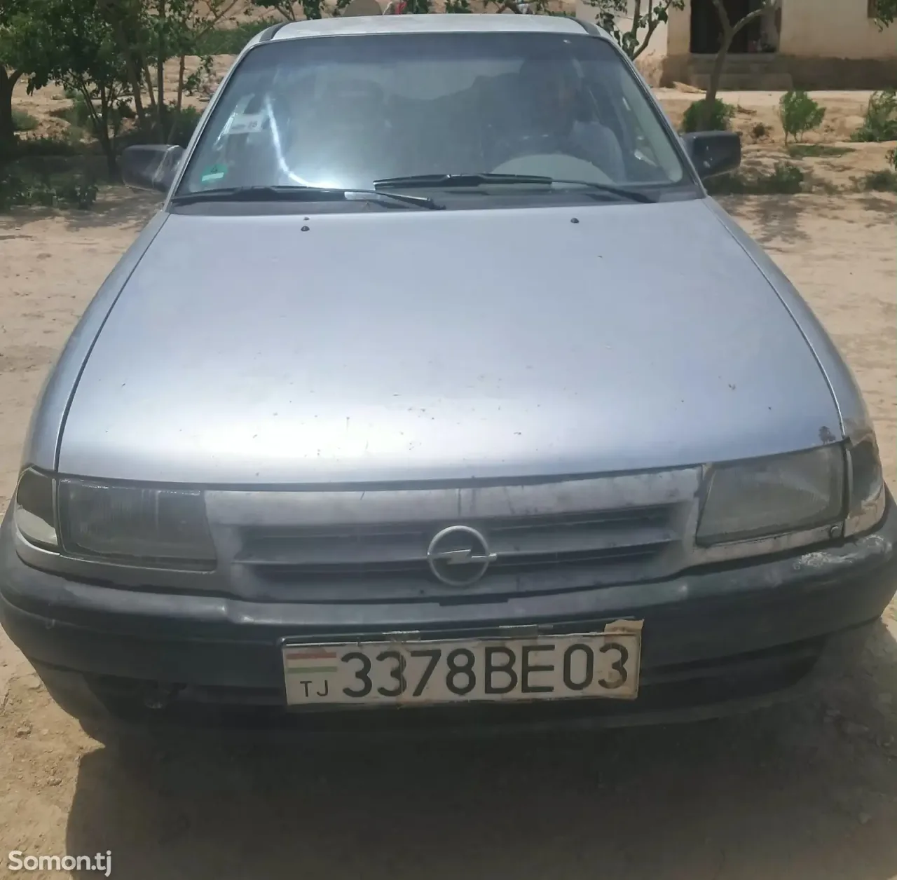 Opel Astra G 1992 · 1.6 MT