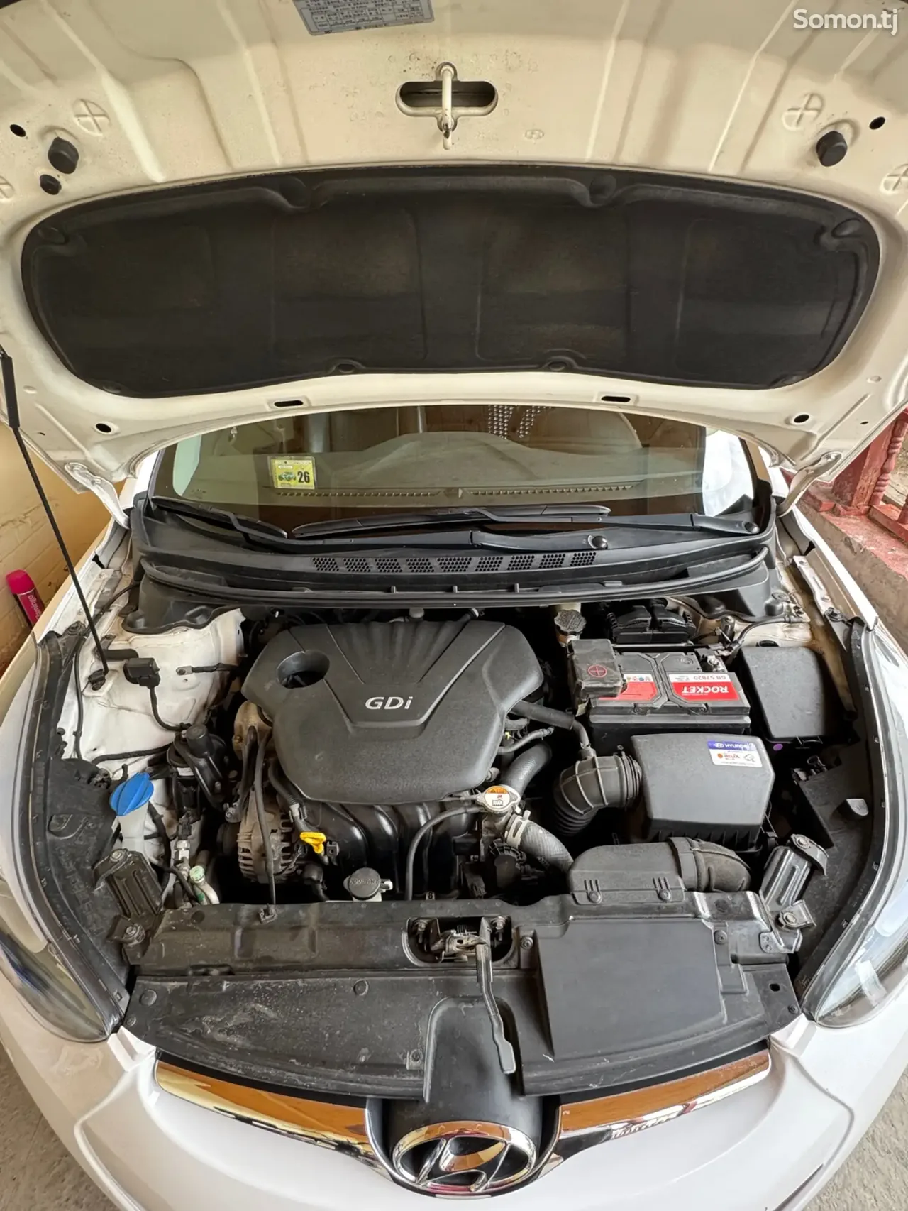 Hyundai Avante 2015 · 1.6 AT