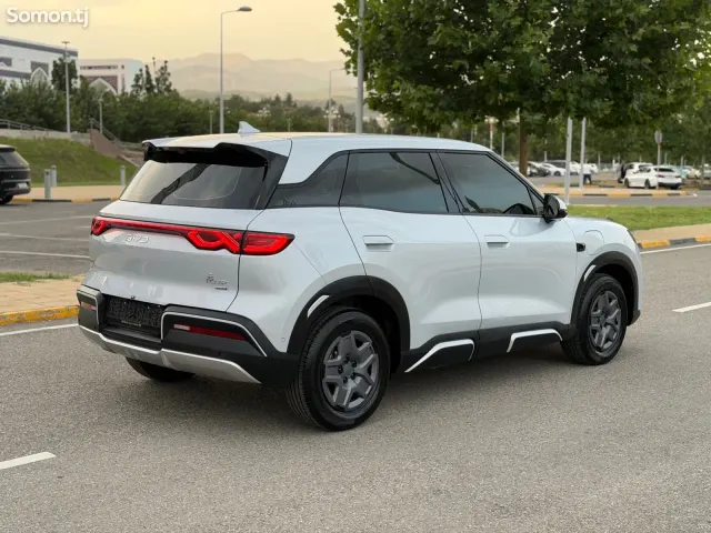 BYD Yuan Up 2025 · AT