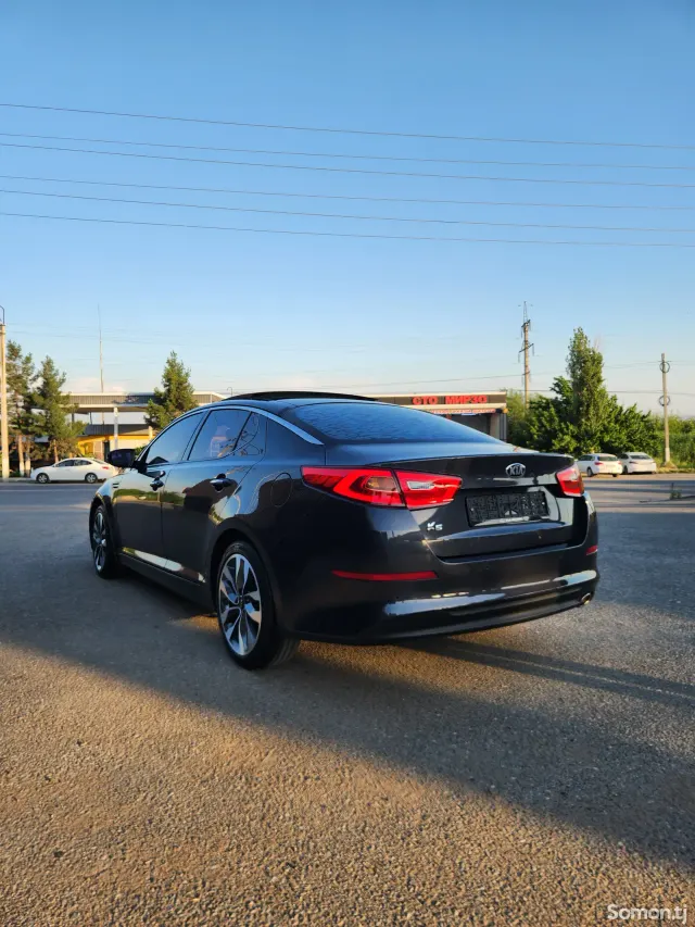 Kia K5 2014 · 2.0 AT