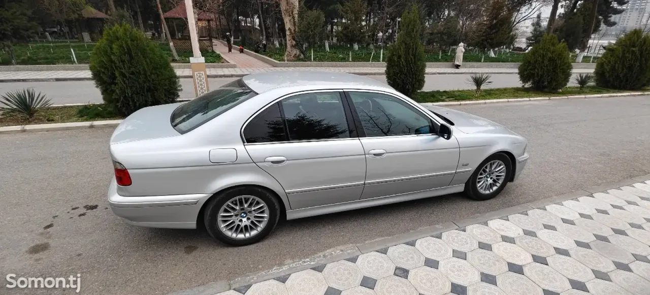 BMW 5 series 2003 · 3.0 AT