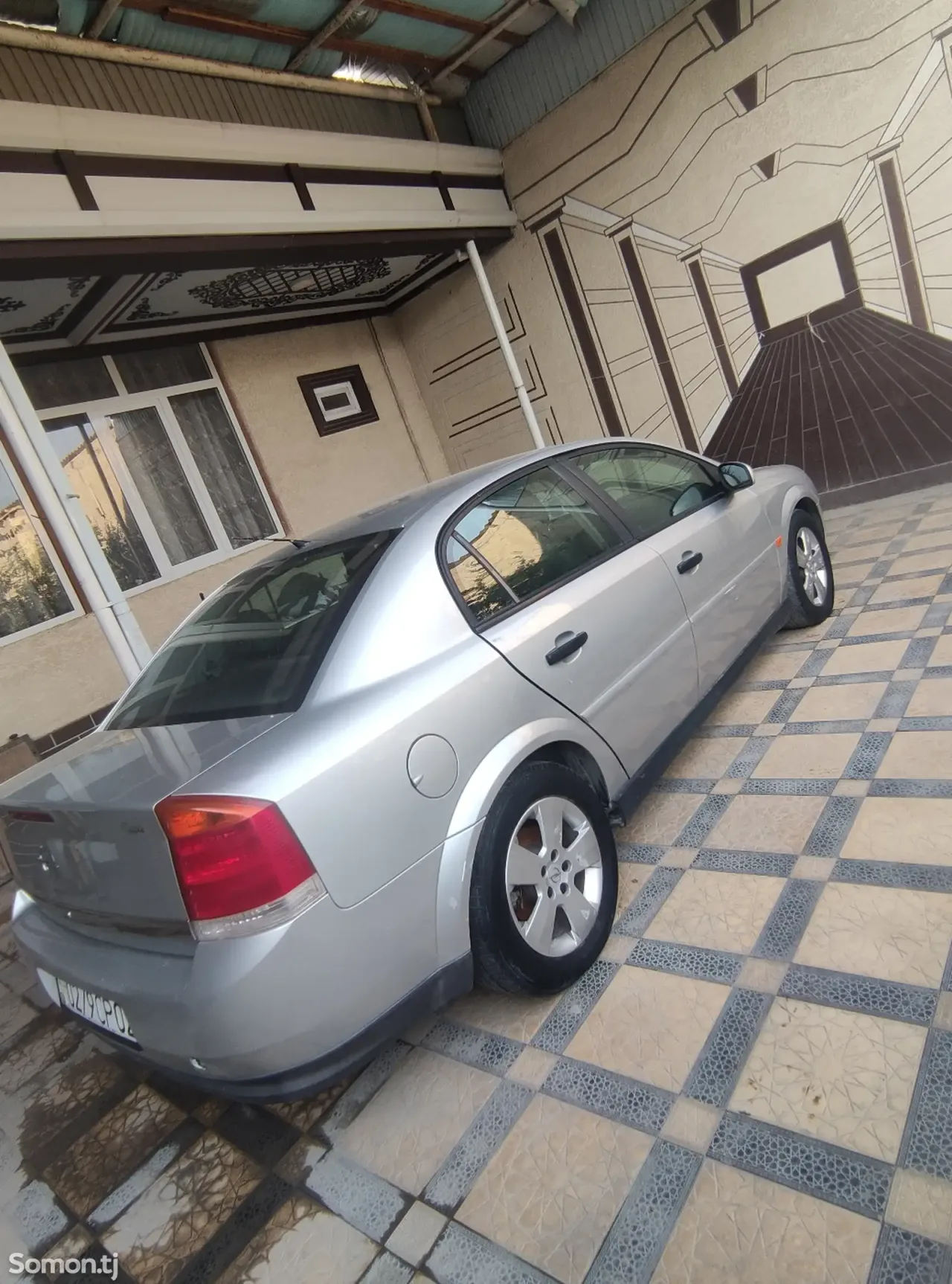 Opel Vectra C 2003 · 2.2 MT