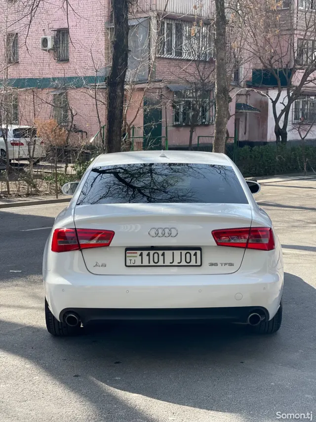 Audi A6 2015 · 2.0 AT