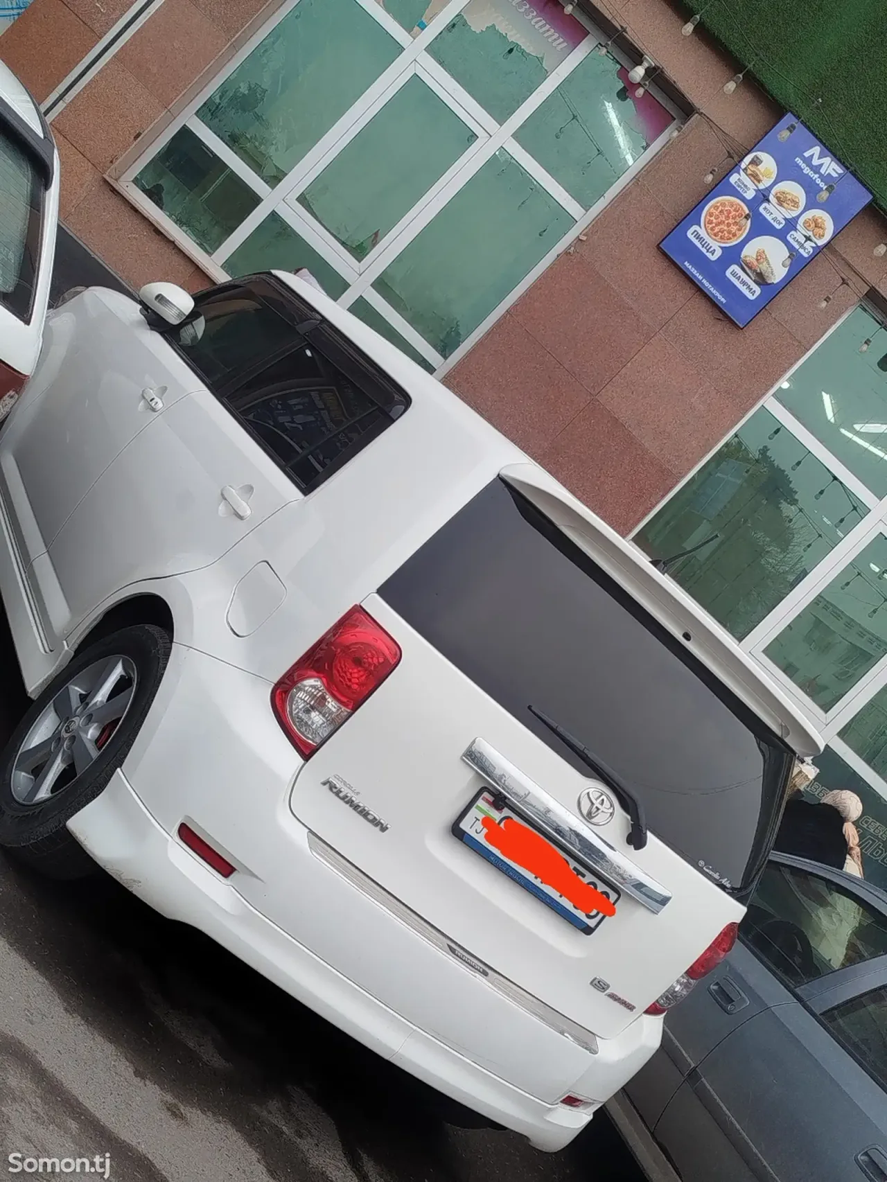 Toyota Rumion 2007 · 1.8 AT