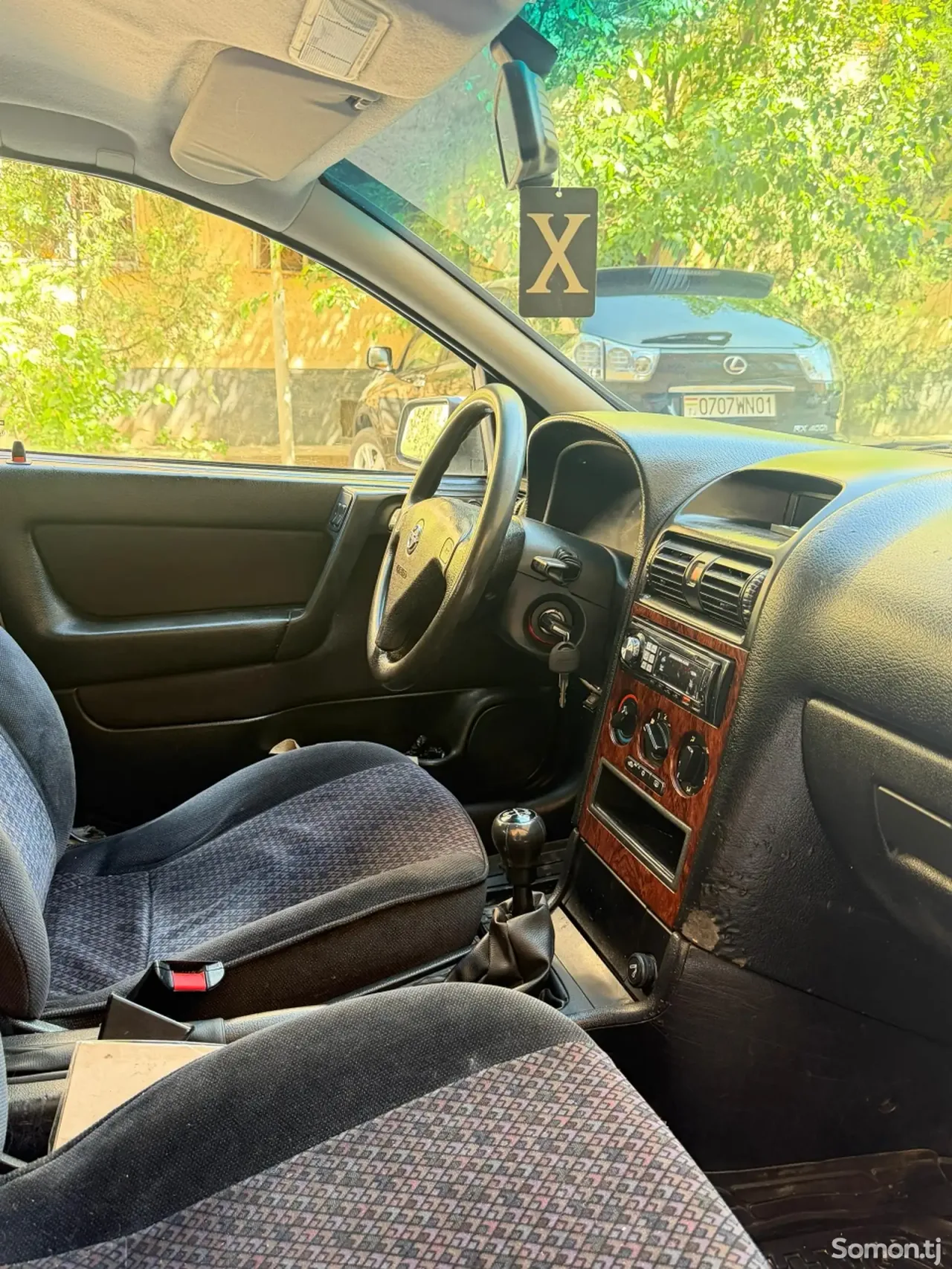 Opel Astra G 1999 · 1.6 MT
