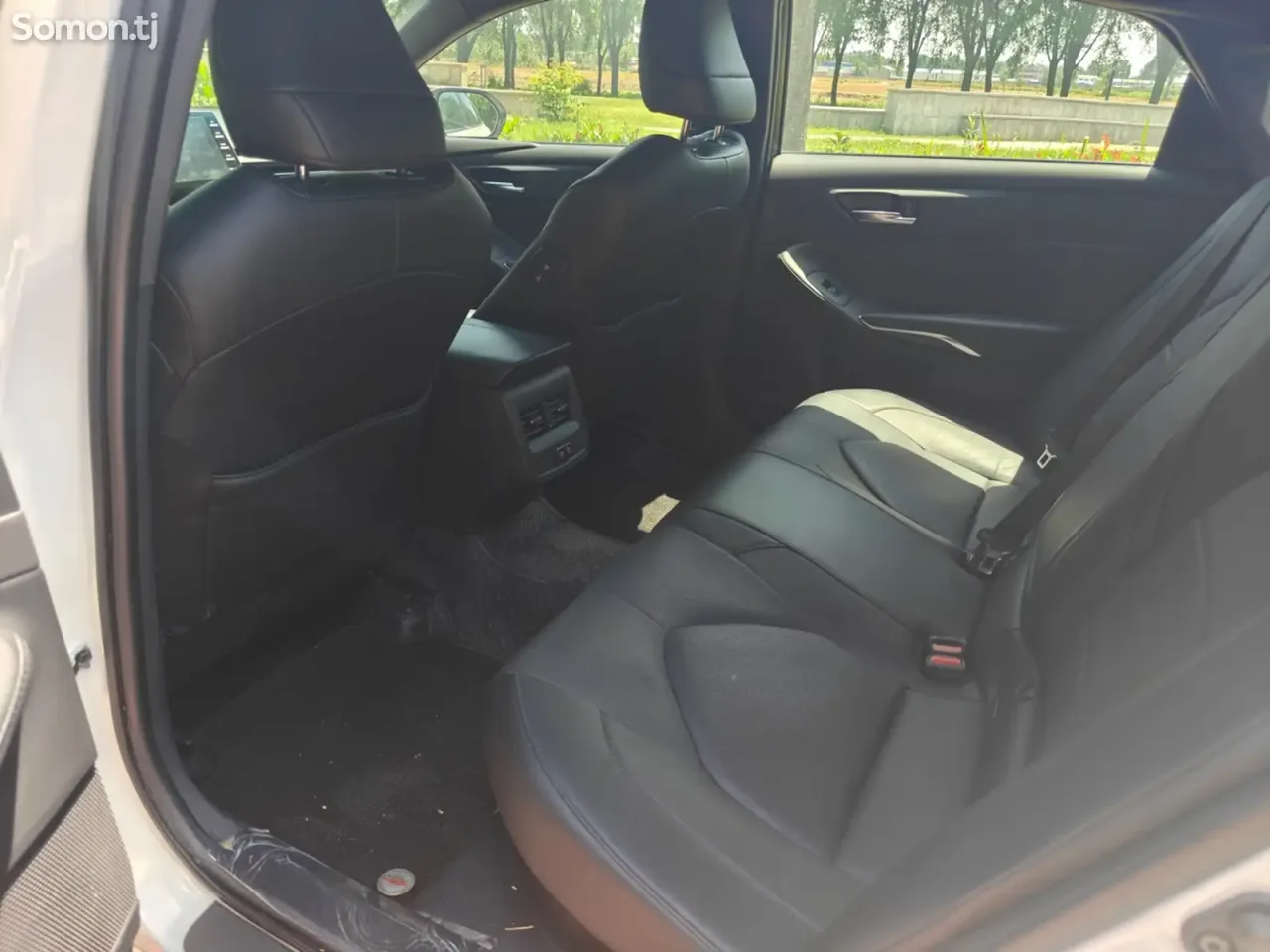 Toyota Avalon 2021 · 2.5 AT