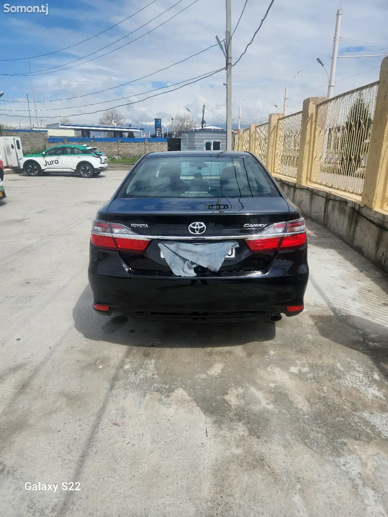 Toyota Camry 2016 · 2.0 AT