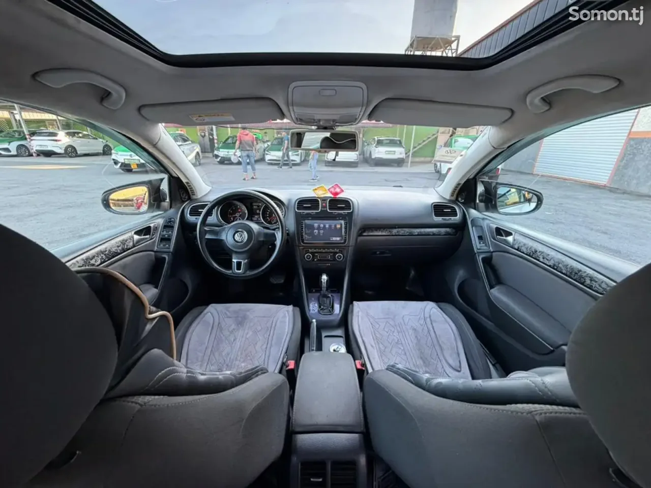 Volkswagen Golf 2012 · 1.4 AT