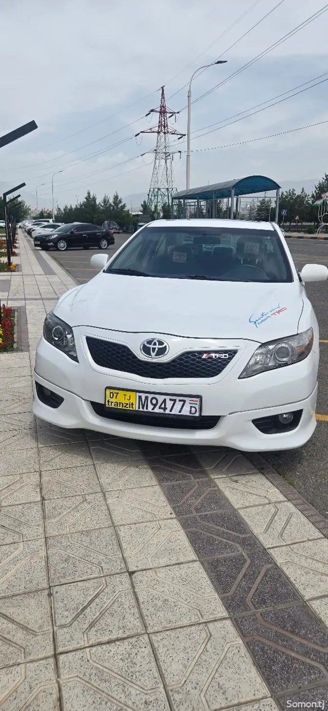 Toyota Camry 2011 · 2.5 AT