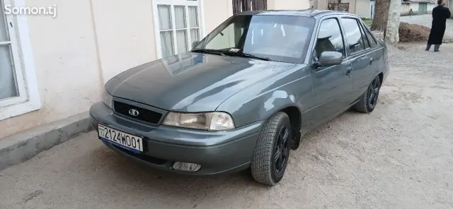 Daewoo Nexia 1996 · 1.6 MT