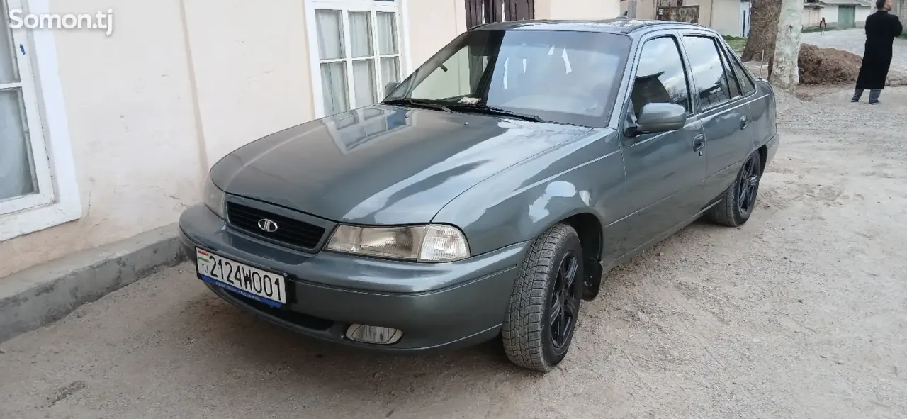 Daewoo Nexia 1996 · 1.6 MT