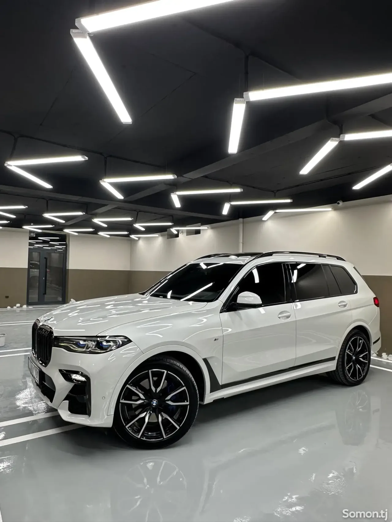 BMW X7 2021 · 4.0 AT