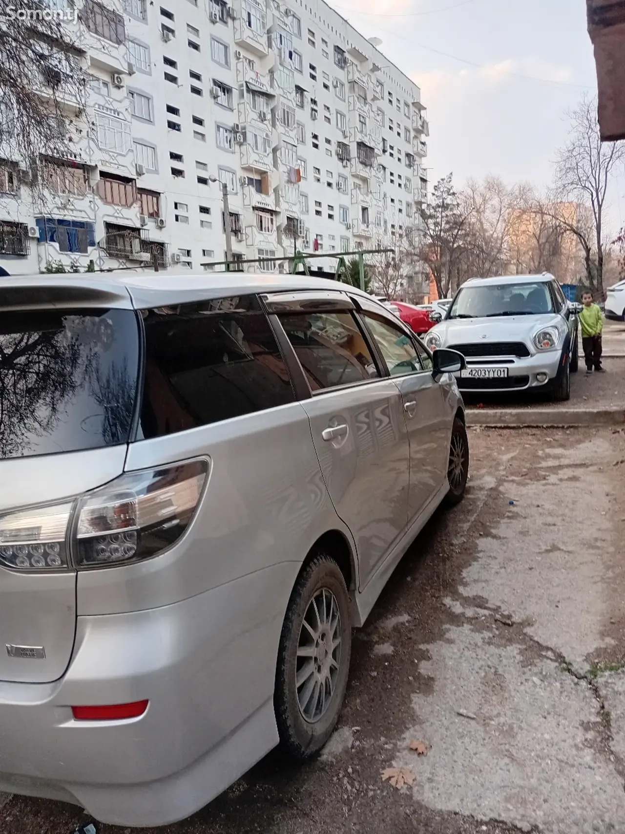 Toyota Wish 2014 · 1.8 AT