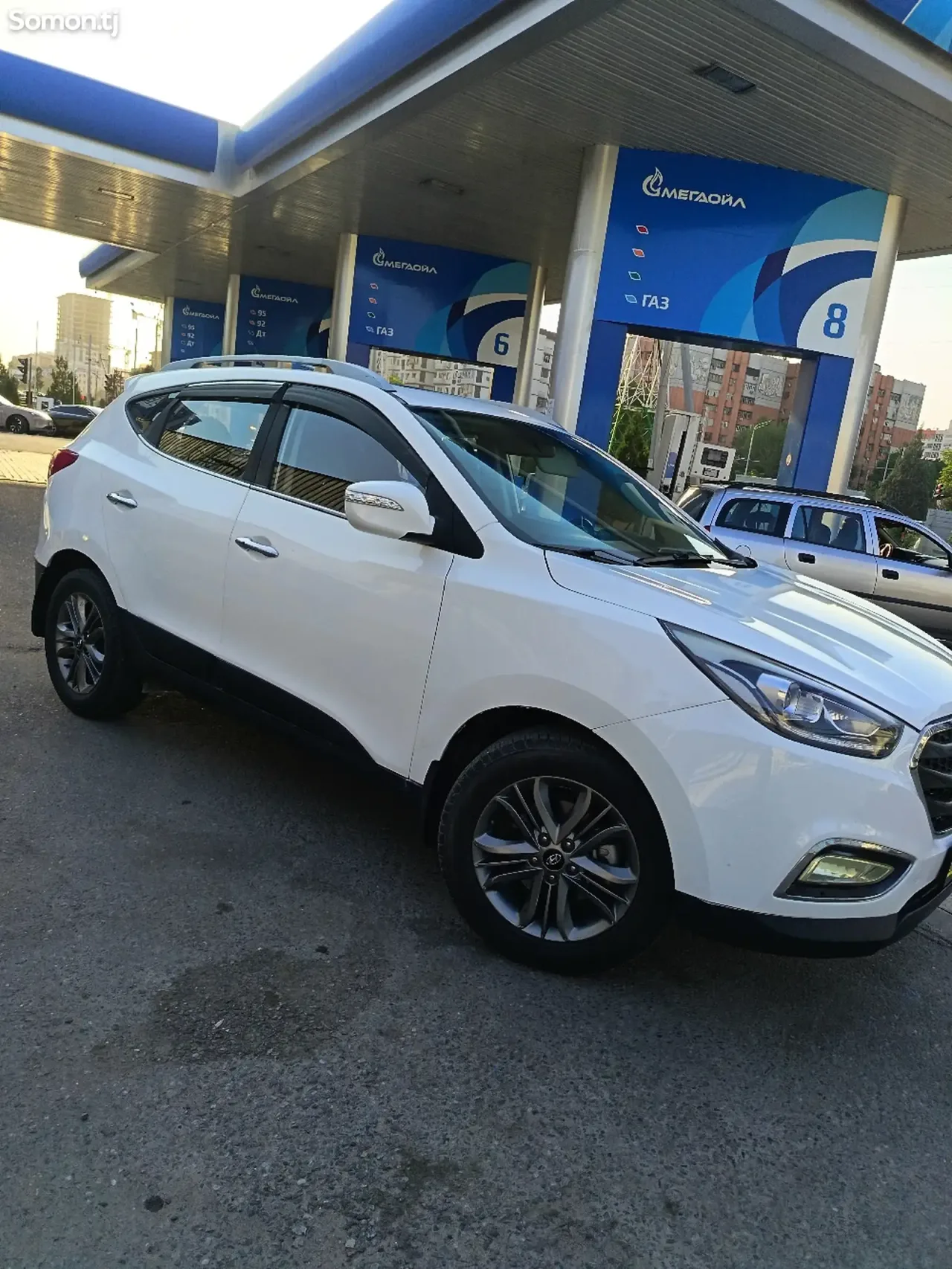 Hyundai Tucson 2015 · 2.0 AT