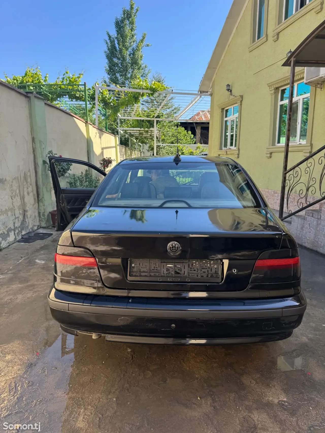 BMW 5 series 1997 · 2.8 MT