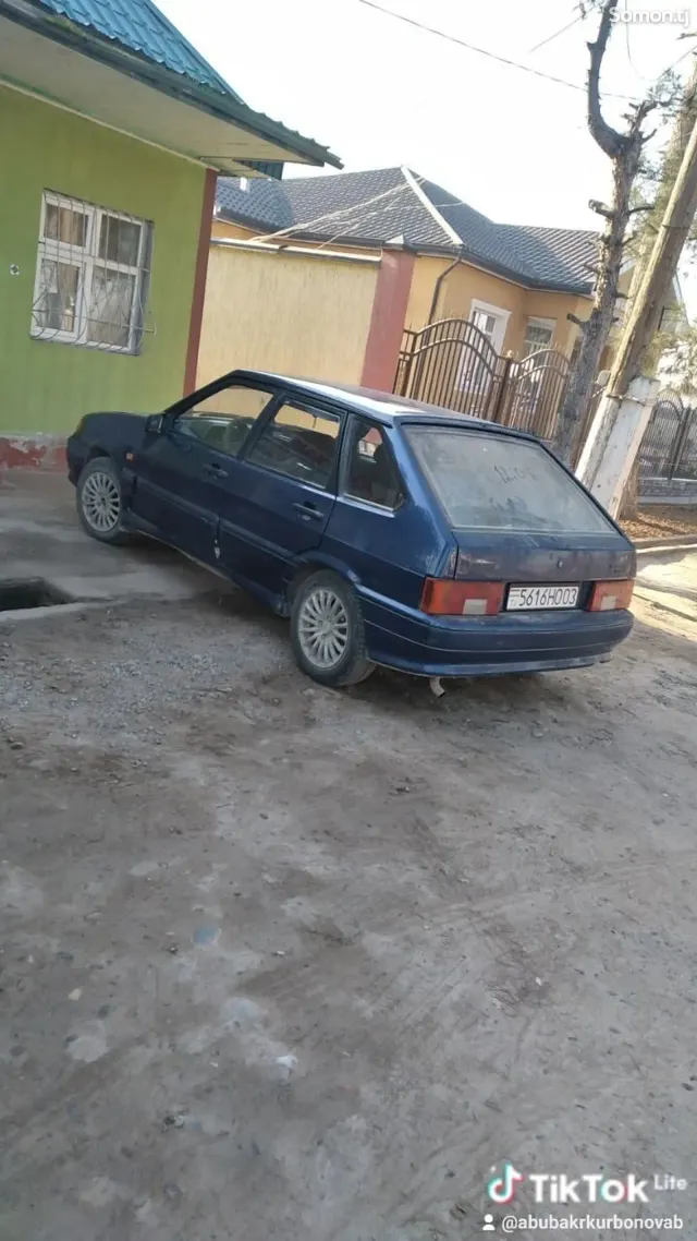 Lada (ВАЗ) 2114 2005 · 1.6 MT