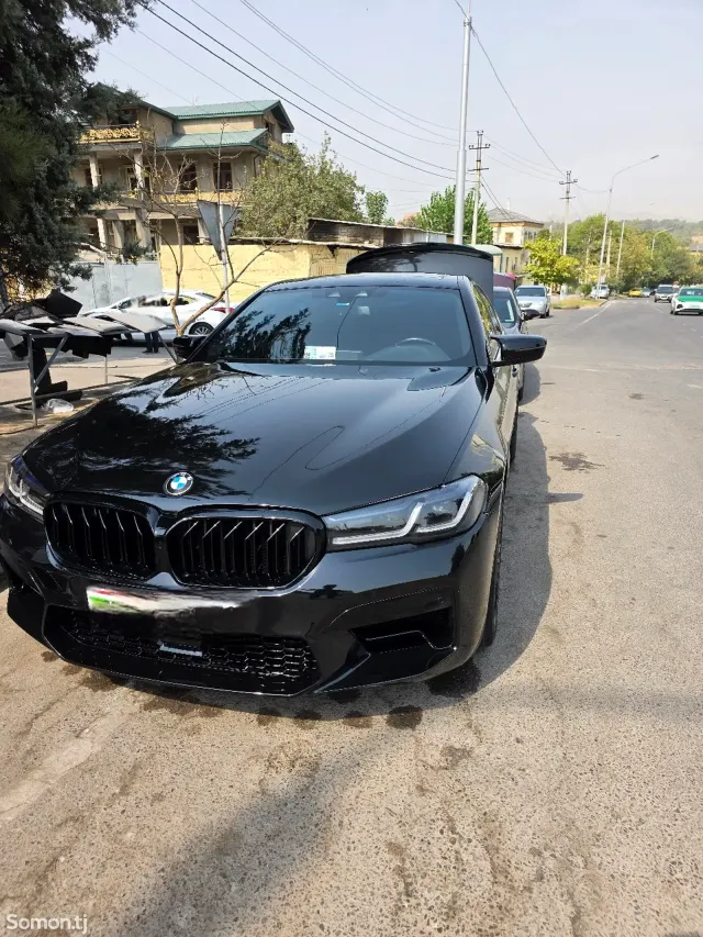 BMW 5 series 2019 · 2.0 AT