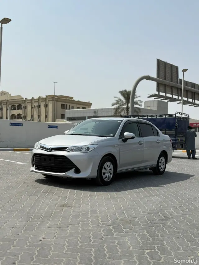 Toyota Axio 2015 · 1.5 AT