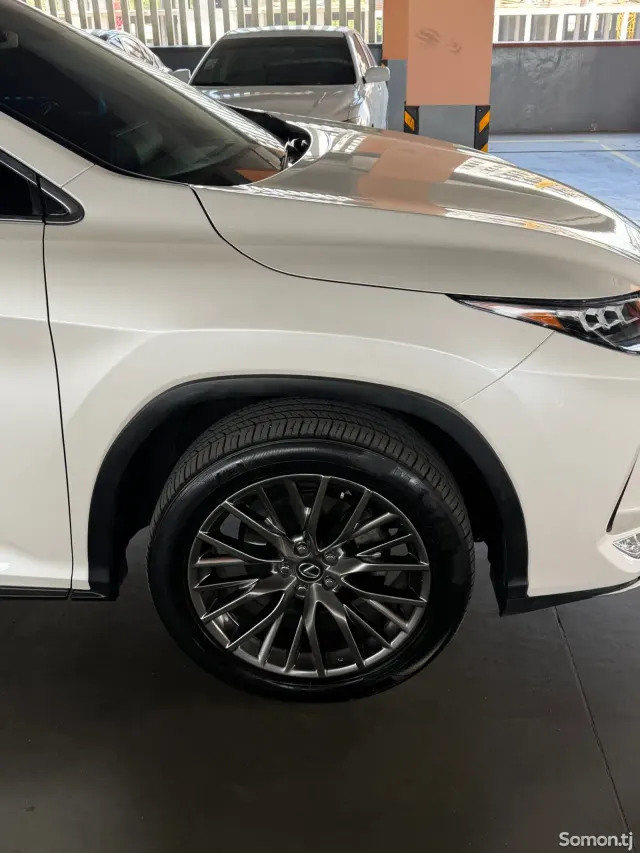 Lexus RX series 2016 · 3.5 AT