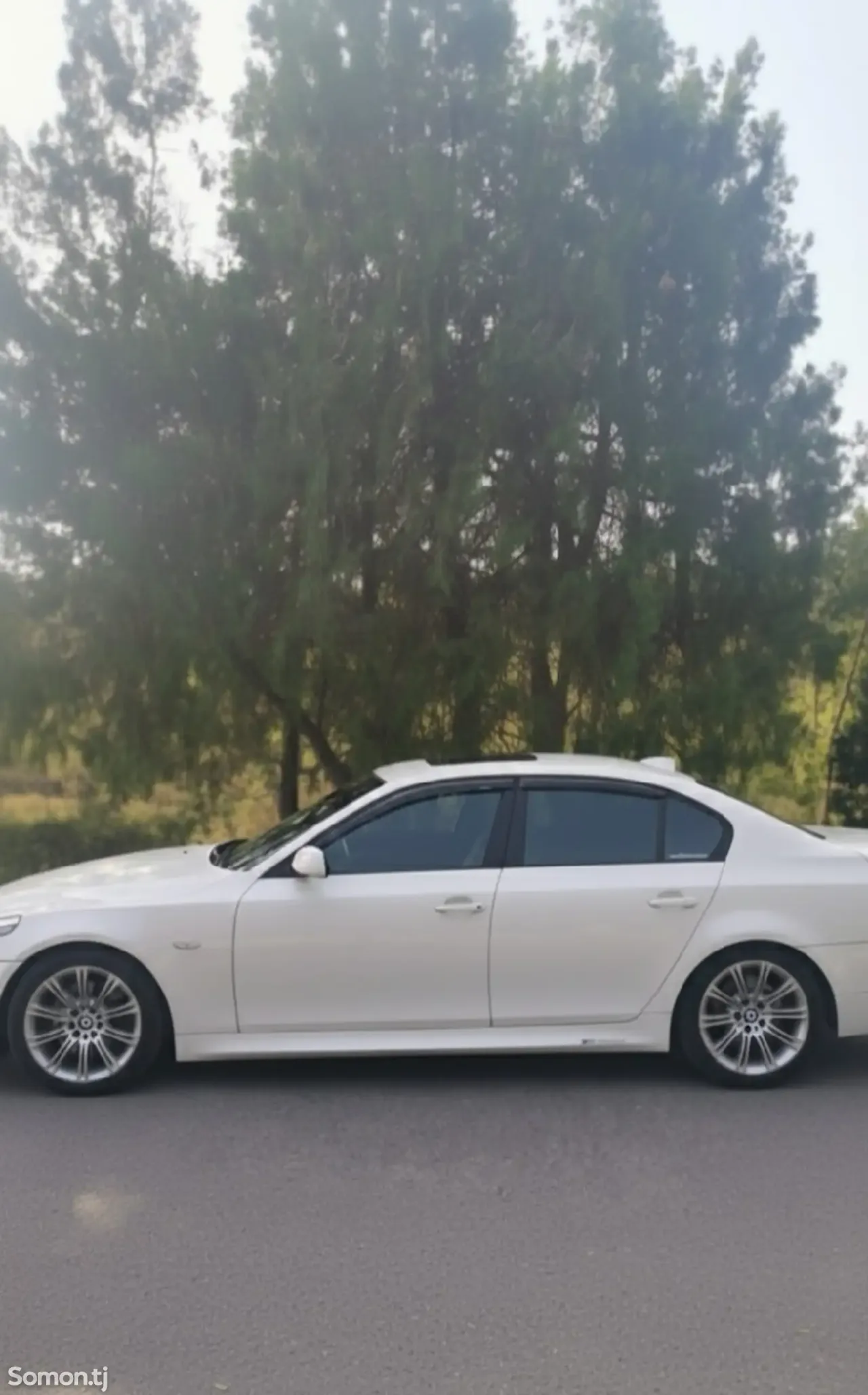 BMW 5 series 2006 · 3.0 AT