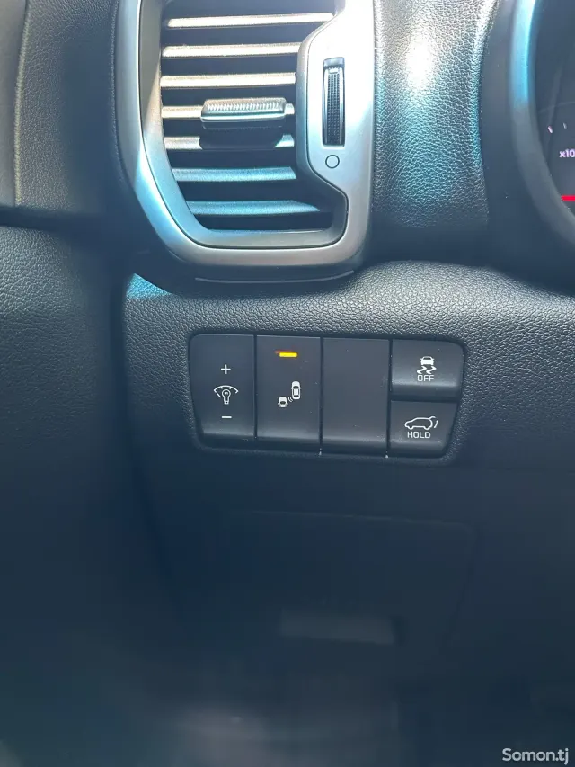 Kia Sportage 2016 · 1.7 AT