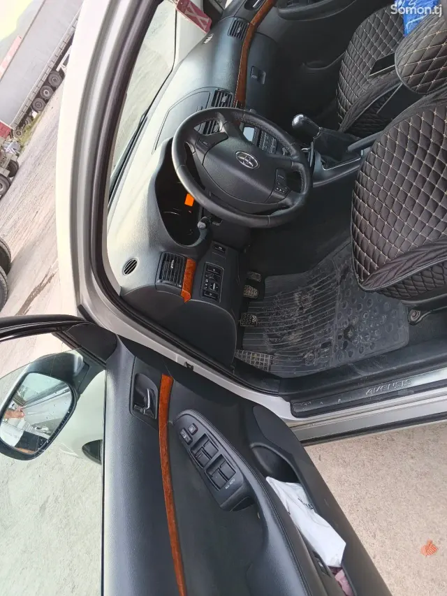 Toyota Avensis 2007 · 1.8 MT