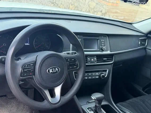 Kia Optima 2017 · 2.4 AT