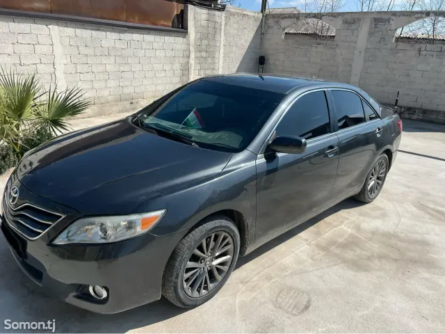 Toyota Camry 2011 · 3.5 AT