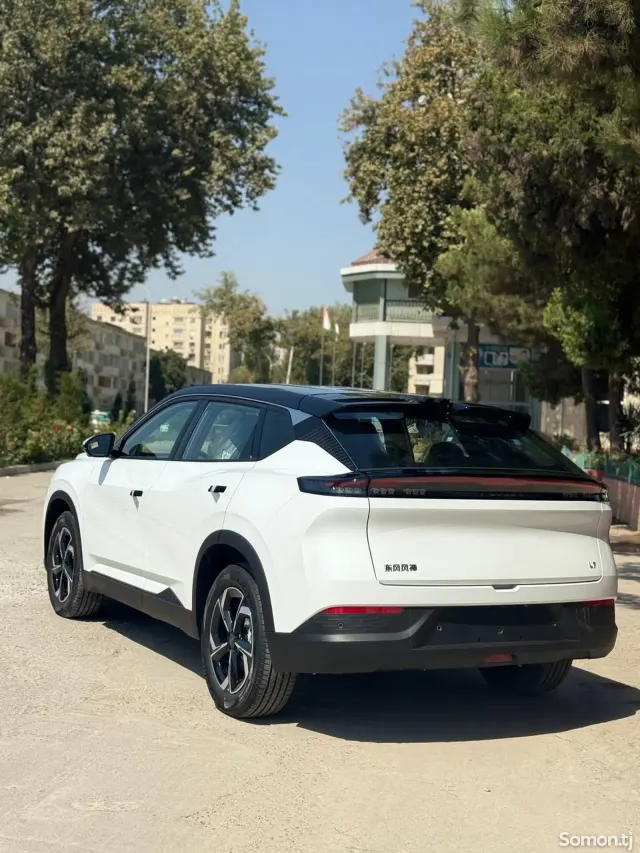 Dongfeng L7 2025 · AT