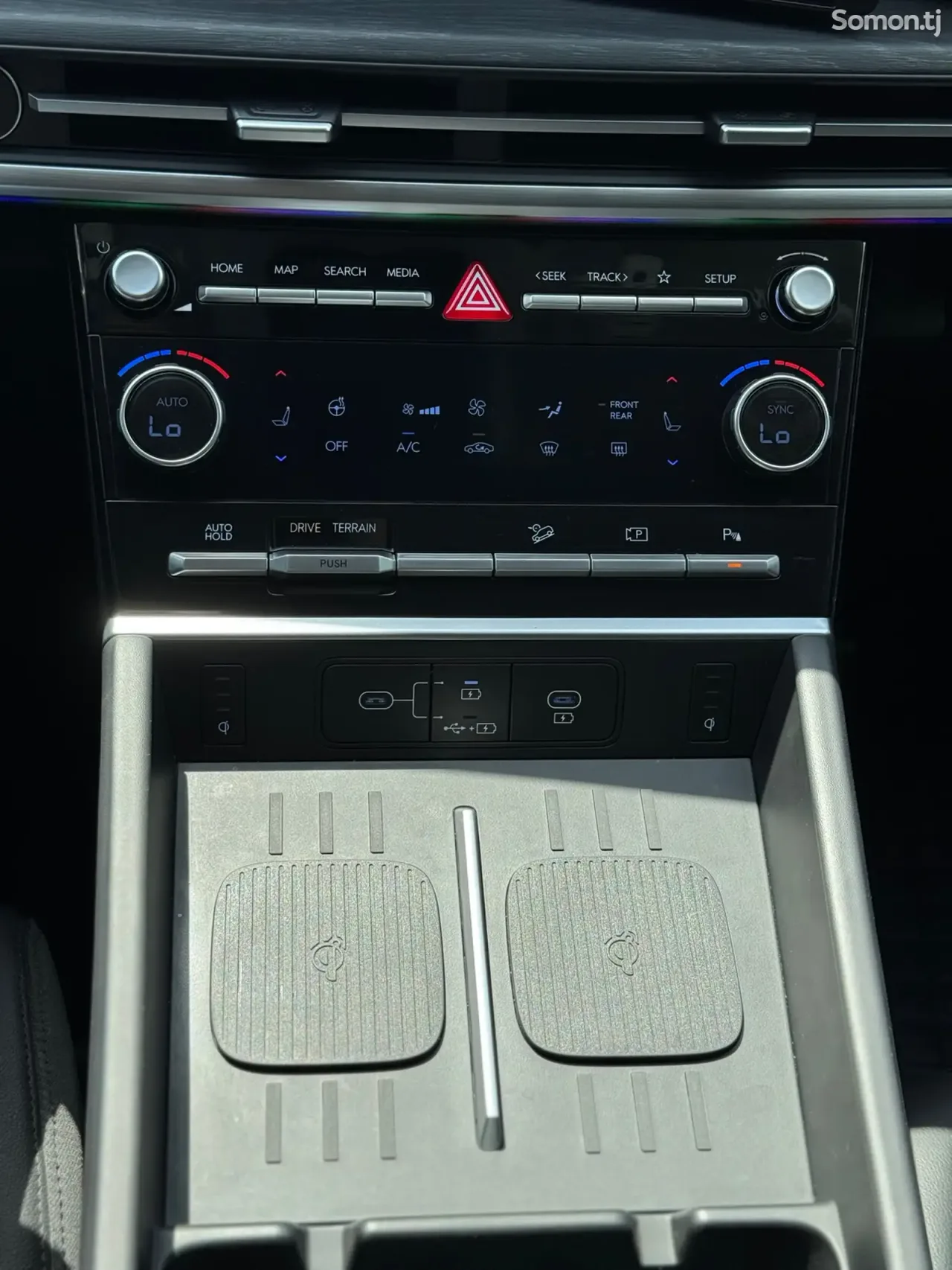 Hyundai Santa Fe 2025 · 2.5 AT