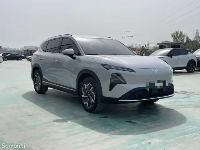 Wuling Starlight 2025 · 1.8 AT