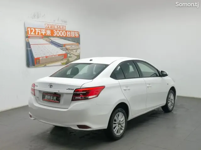 Toyota Corolla 2017 · 1.5 AT