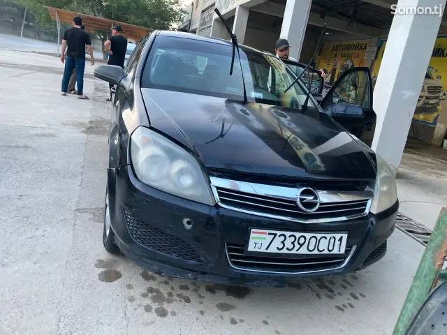 Opel Astra H 2007 · 1.8 MT