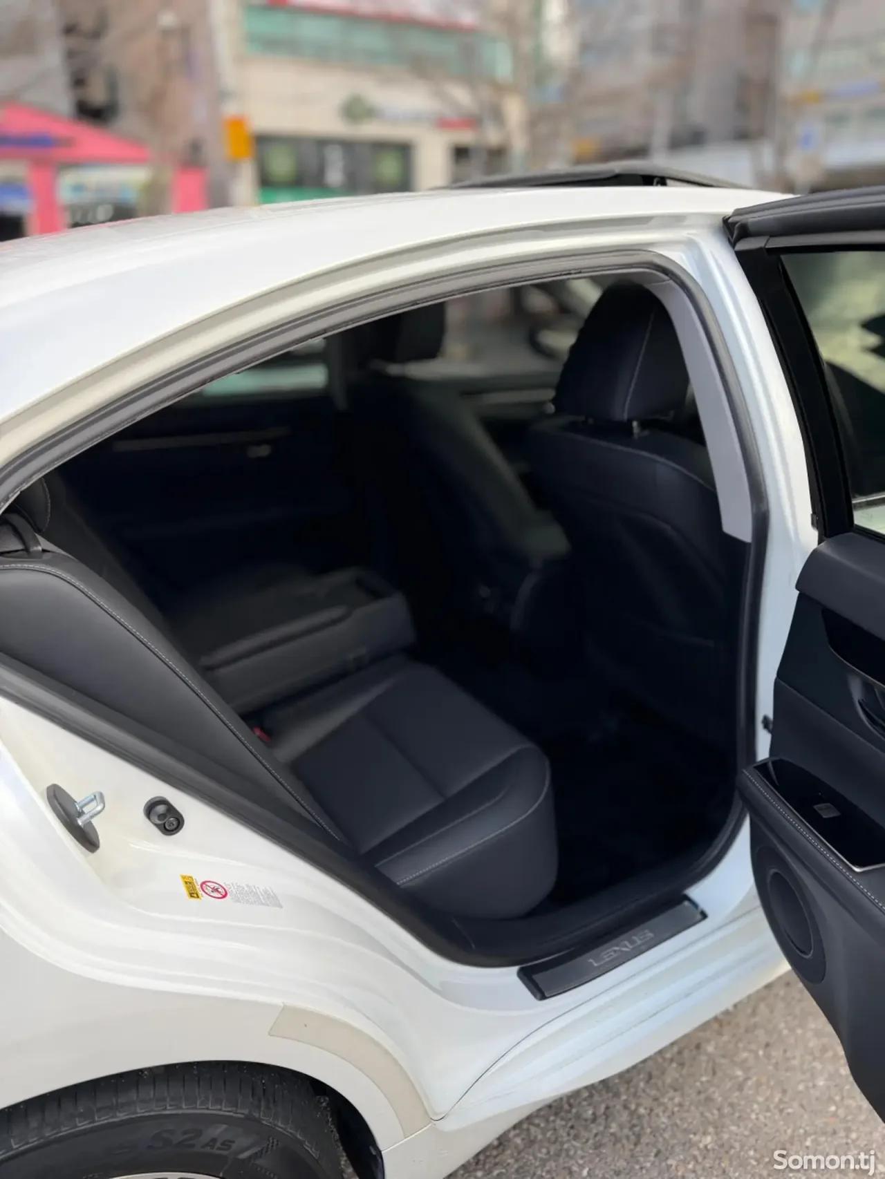 Lexus ES series 2015 · 3.0 AT