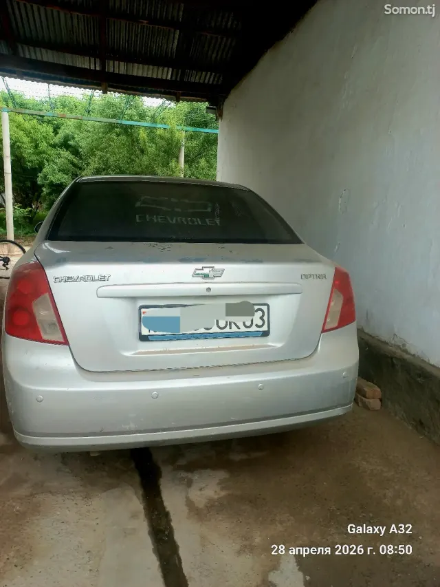 Chevrolet Lacetti 2004 · 1.6 MT